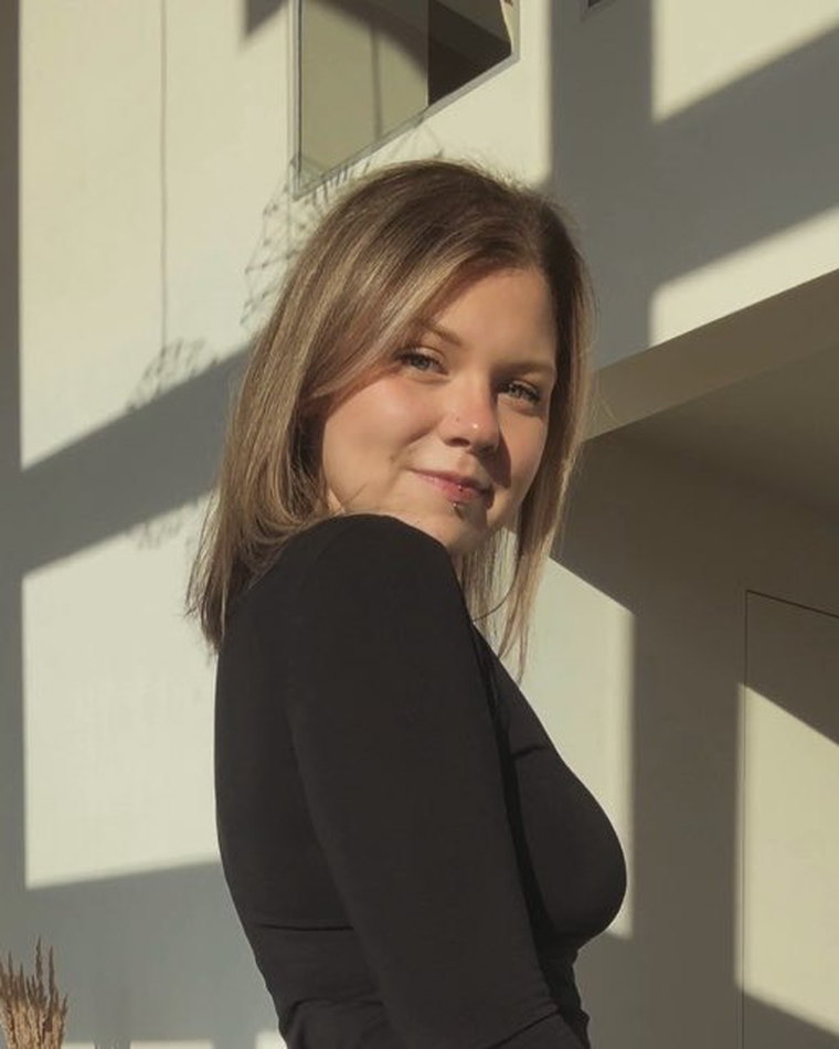 Лиза Зайцева, графический дизайнер